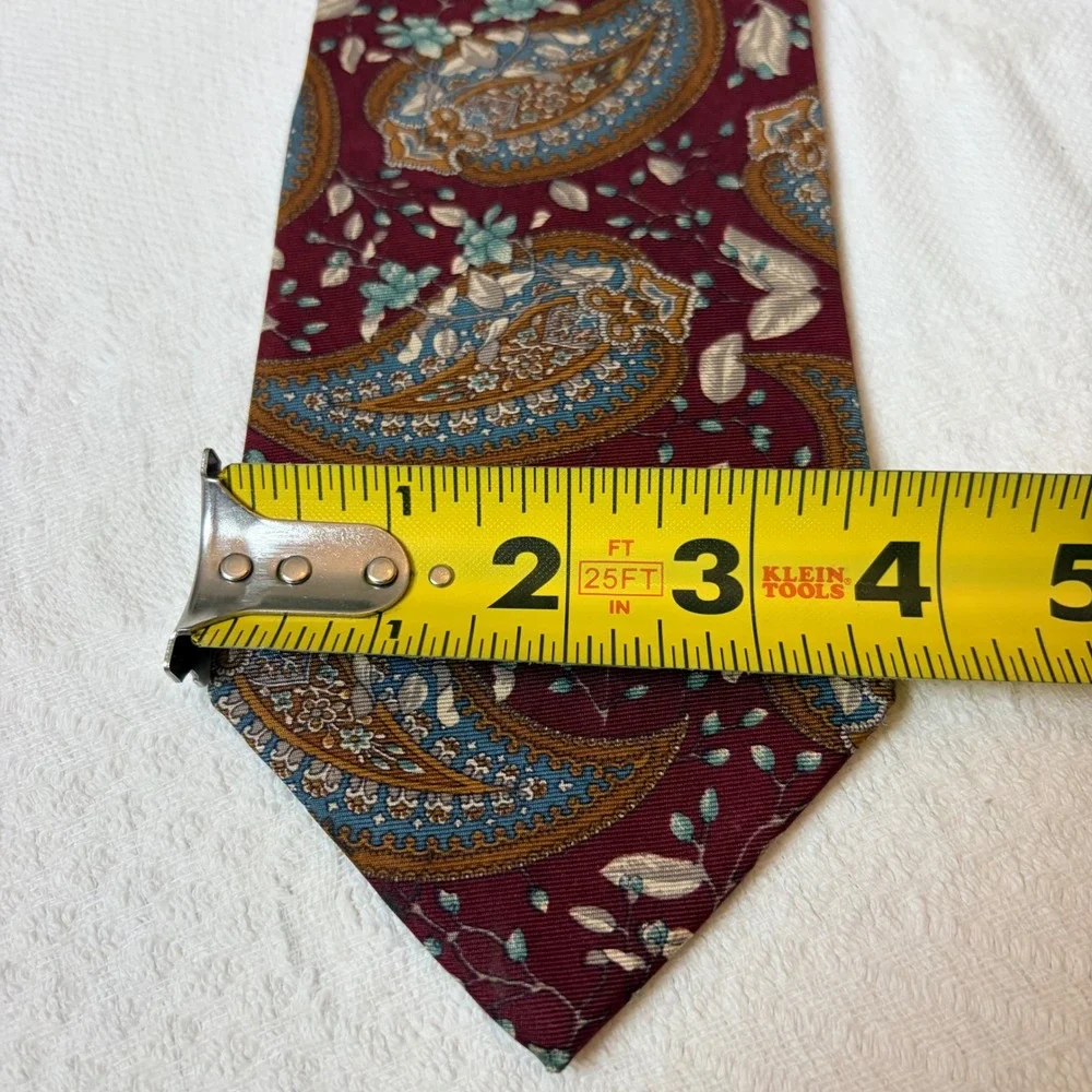 Mallory & Church Ltd Men Burgundy Silk Paisley Floral Necktie Made in Costa Rica